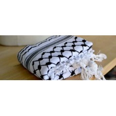 RUPTURE DE STOCK // Keffieh palestinien Original noir et blanc (ARAFAT) RUPTURE DE STOCK // Keffieh palestinien Original noir et blanc (ARAFAT)